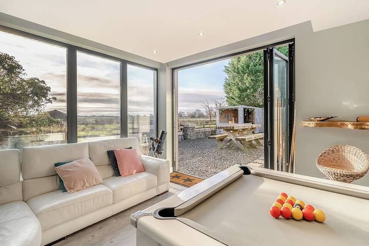 Cottage for 13 people, with Hot tub and Garden in Cumbria