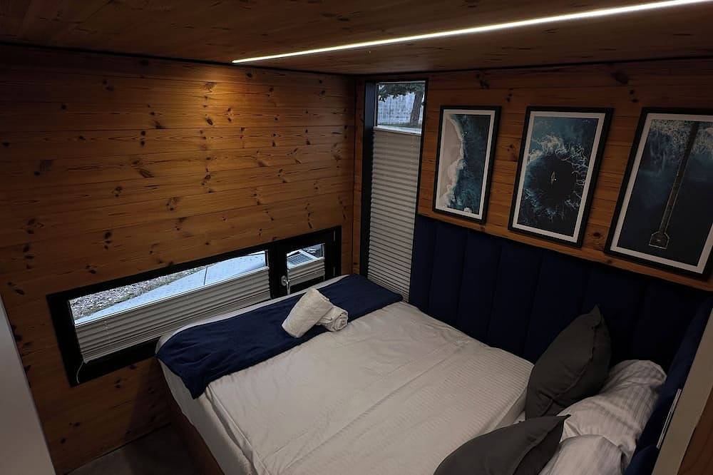 Hausboot mit Sauna & Kamin – Entspannung pur auf dem Wasser inmitten der Natur in Treptow - Köpenick, Berlin