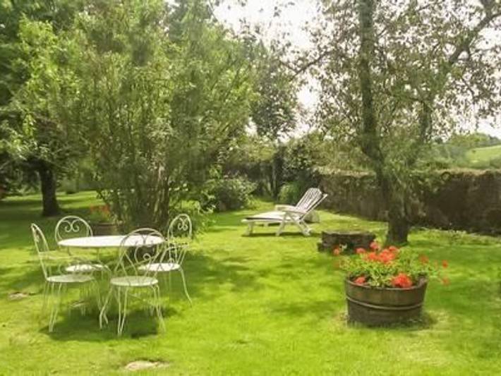 Renoviertes Haus mit Gemeinschaftsgarten, Kamin und Parkplatz in Ivry-en-Montagne, Beaune und Umgebung