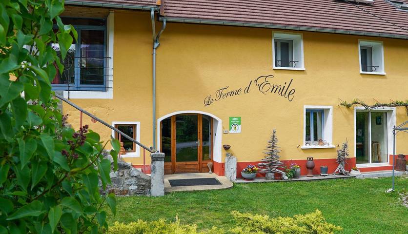 Gîte pour 8 personnes, avec jardin et terrasse à Poligny (Hautes-Alpes)