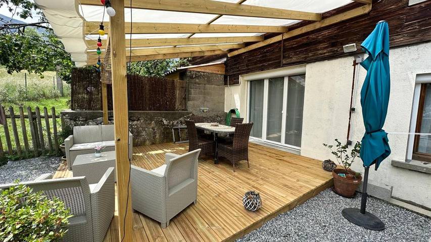 Gîte pour 4 personnes, avec vue et jardin à La Fare-en-Champsaur