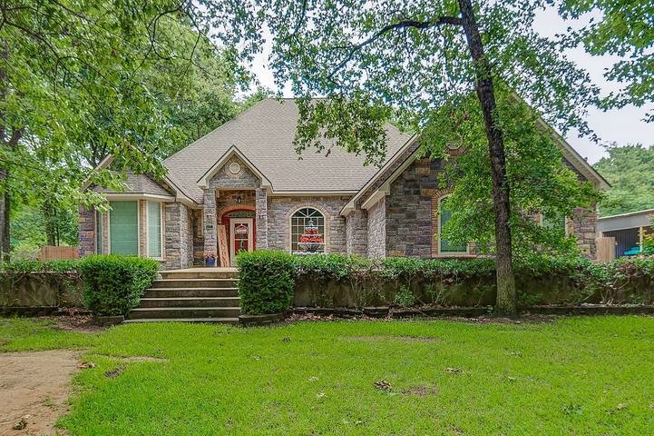 Vacation house for 16 people, with terrace in Lake Texoma