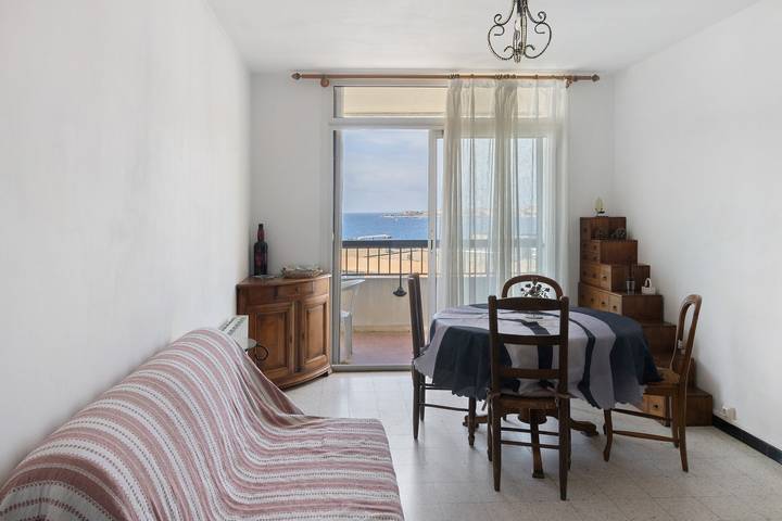 Apartamento entero, Gran apartamento t3 de 70 m² con vistas al mar Golfo de Ajaccio in Ajaccio, Golfe D'Ajaccio