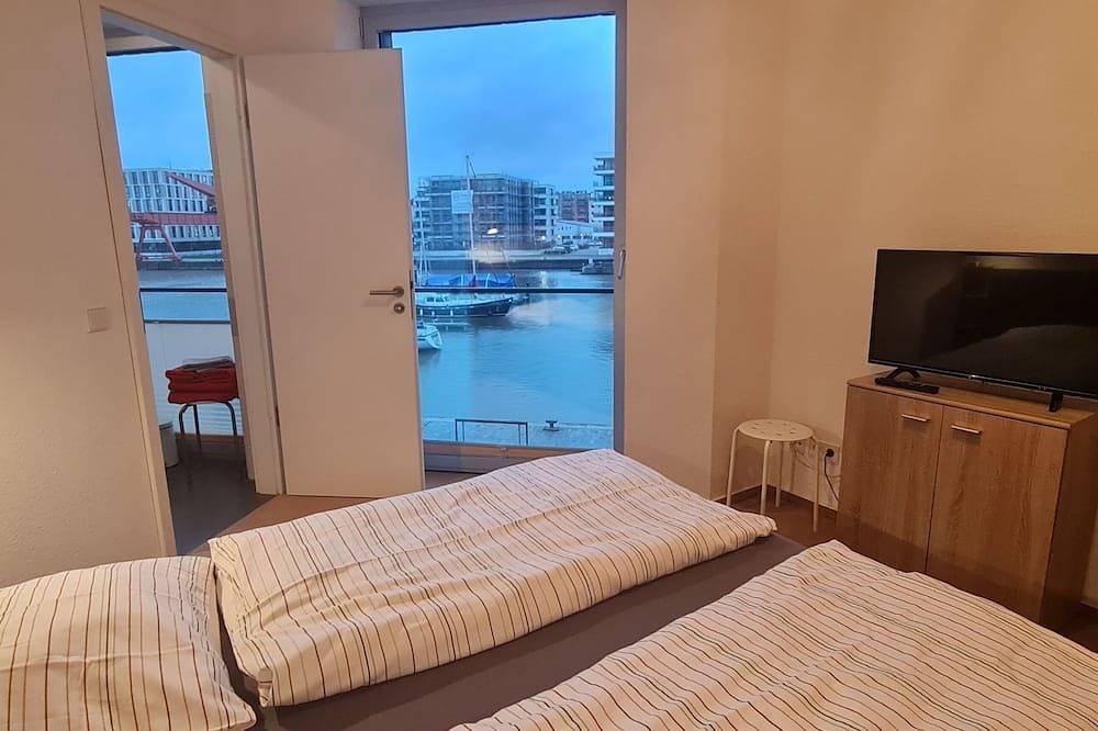 Ganze Wohnung, Direkter Blick auf den Neuen Hafen, auf die Marina und den Kaiser-Hafen in Bremerhaven-Mitte, Bremerhaven