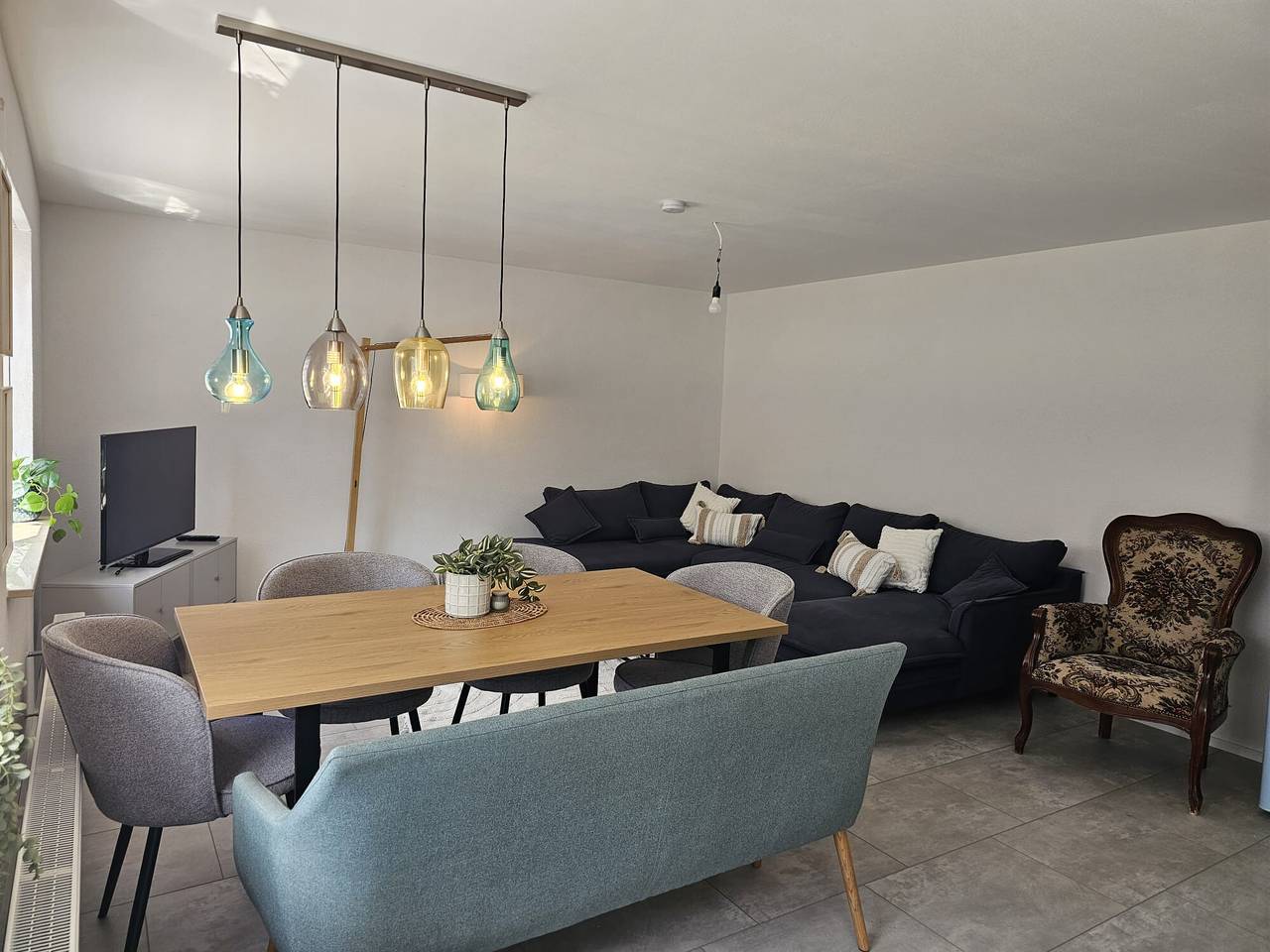 Ganze Wohnung, Apartment 'Alb-Apfel' mit privater Terrasse, Gemeinschaftsgarten und Wlan in Münsingen, Neckar-Alb
