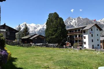 Ferienwohnung für 4 Personen in Grächen, Monte Rosa Massiv, Bild 2