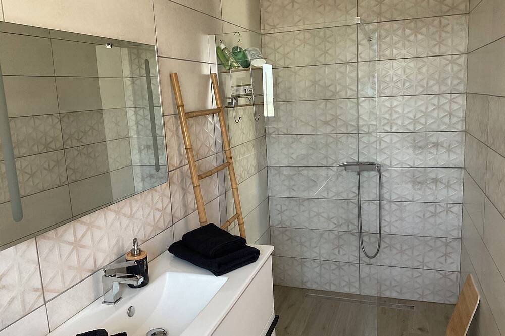 Chambre double, Villa Hélichryse en Corse du sud, Pinarello in Zonza, Arrondissement de Sartène
