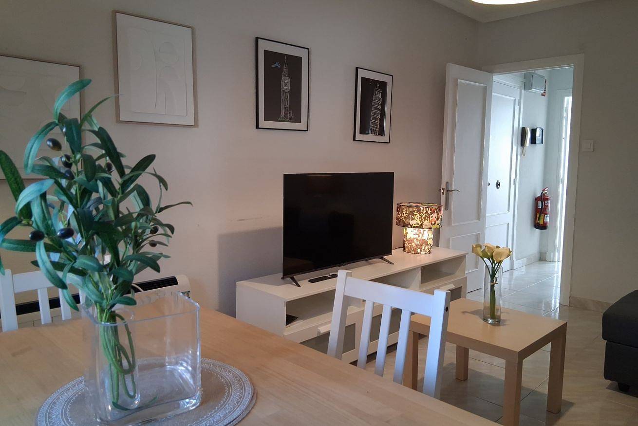 Ganze Wohnung, Charming Apartment with Wi-Fi & Kitchen in Somo, Ribamontán al Mar