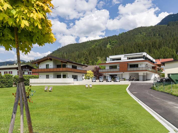 Hütte für 4 Personen, mit Balkon und Garten in Achenkirch