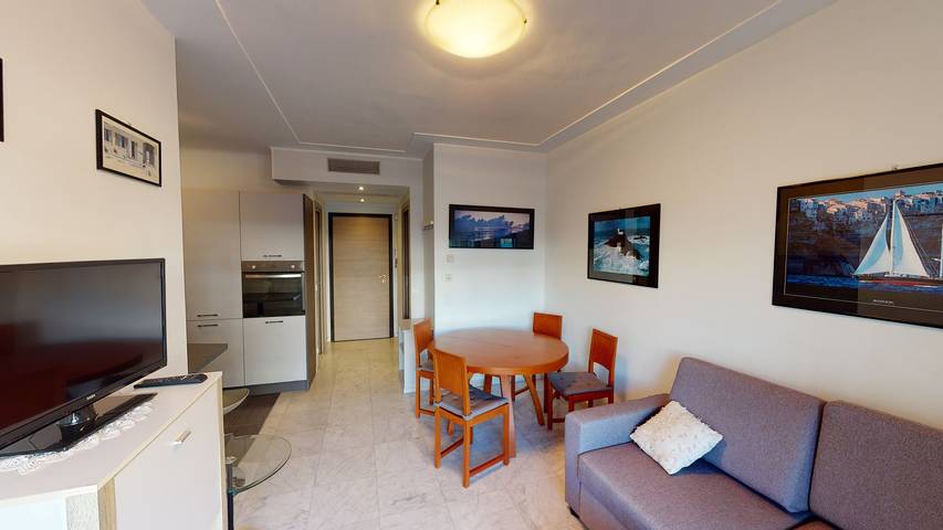 Gîte pour 5 personnes, avec vue sur l’océan ainsi que balcon et balcon/terrasse dans Plage des Sablettes Est - 2