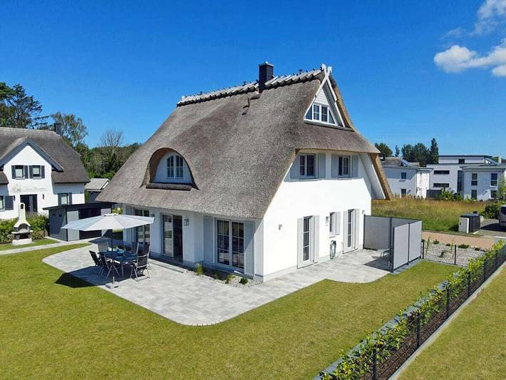 Ferienhaus für 8 Personen, mit Terrasse und Garten sowie Sauna