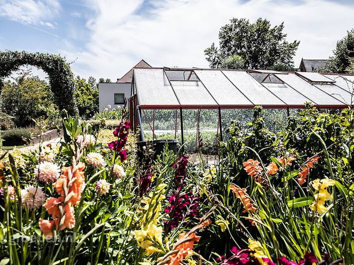 Ferienhaus für 16 Personen, mit Balkon/Terrasse und Terrasse sowie Garten und Seeblick in Flandern - 2
