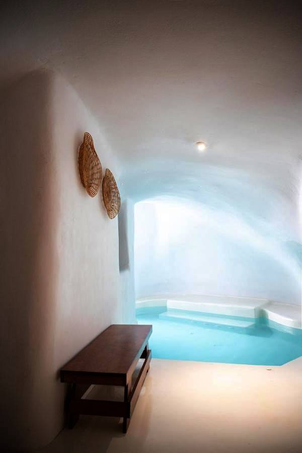 Three-Bedroom House in Santorin