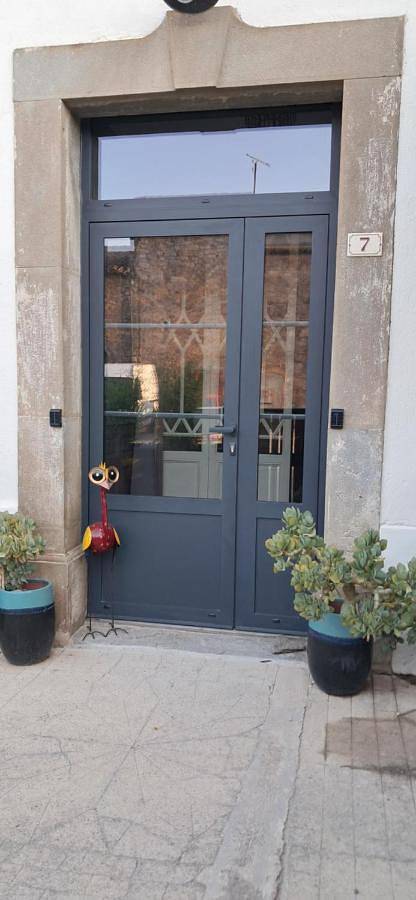 Location de vacances pour 2 personnes, avec Terrasse ainsi que Jardin et Vue à Tourouzelle