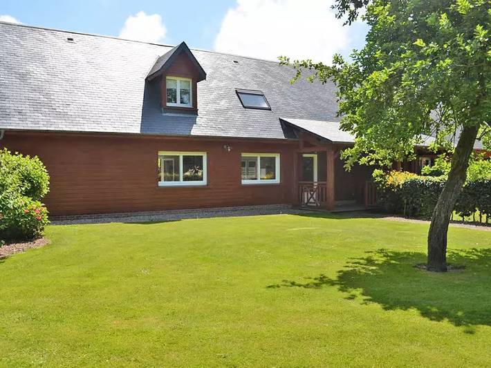 Gîte pour 4 personnes, avec terrasse à Angerville-la-Martel - 2