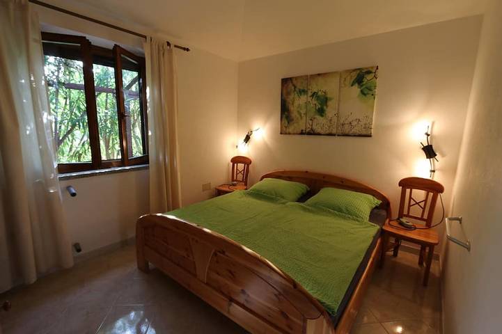 Ferienhaus mit Garten, ruhige Lage mit schönem Blick auf  Meer und Tavolara in Lu Lioni, San Teodoro