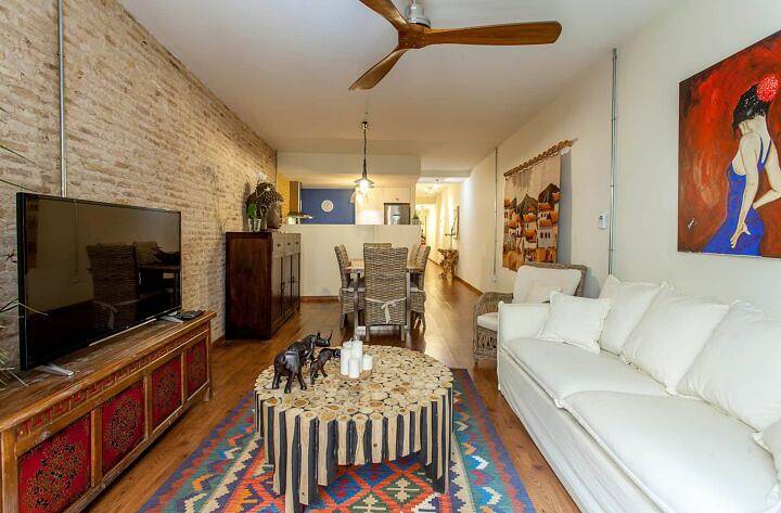 Apartamento entero, Luxurious Apartment In Historic Town 2 dormitorios+ 2 baños in Valencia City Centre, Valencia