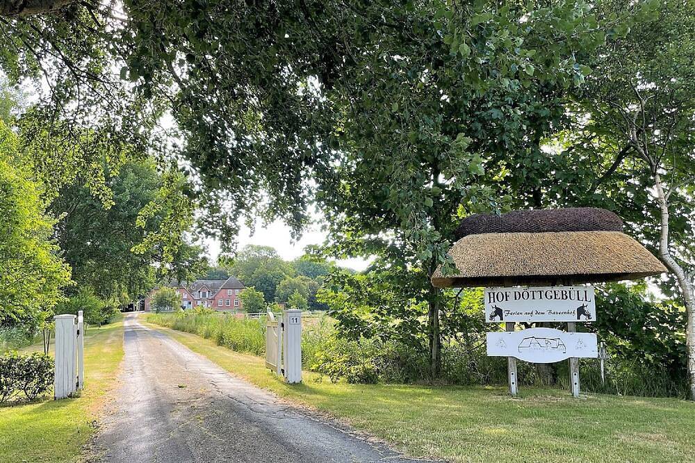 Ganze Wohnung, \"Gemütliche Ferienwohnung Thorge: Erholung im ländlichen Flair genießen!\" in Aventoft, Nordfriesland