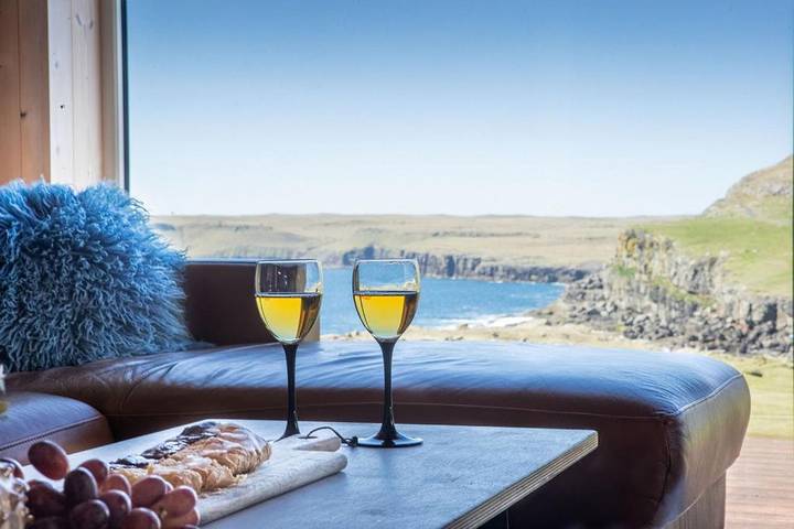 Location de vacances pour 6 personnes, avec jardin ainsi que sauna et jacuzzi dans les Îles Féroé