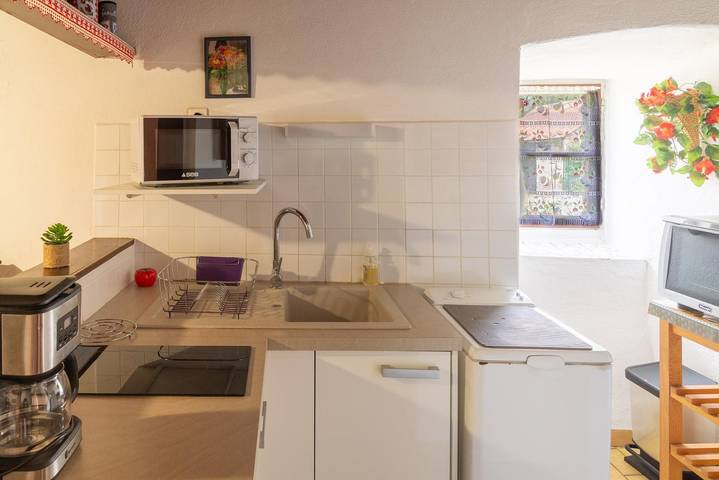 Gîte pour 3 personnes, avec Terrasse et Vue dans les Gorges du Tarn - 2