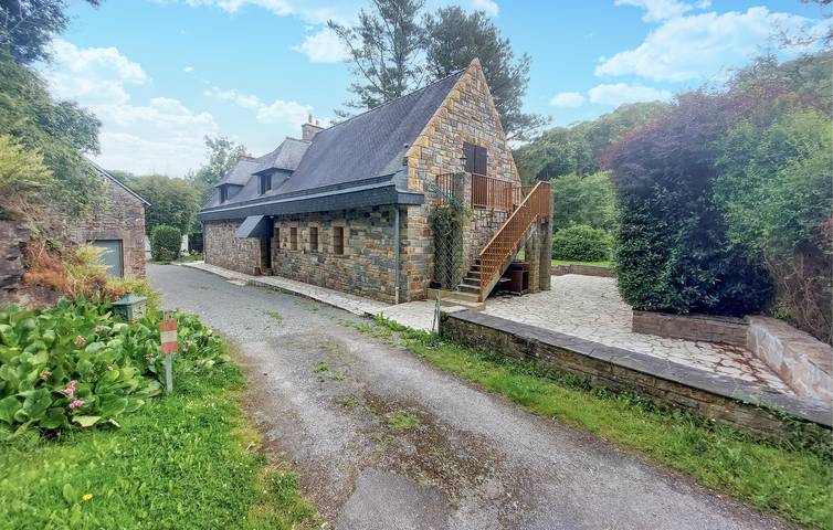 Gemütliches Apartment mit Garten- und Flussblick, Parkplatz und WiFi in Saint-Thurien, Quimper und Umgebung
