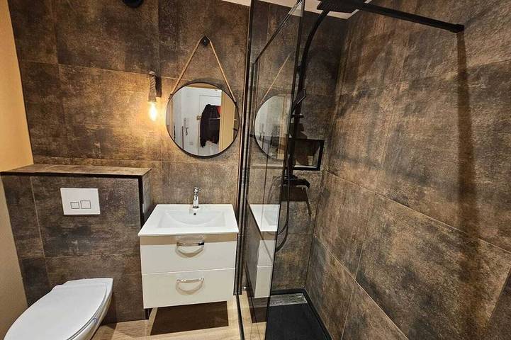 Gîte pour 2 personnes, animaux acceptés dans Office De Tourisme Et Des Congres De Mandelieu - 3