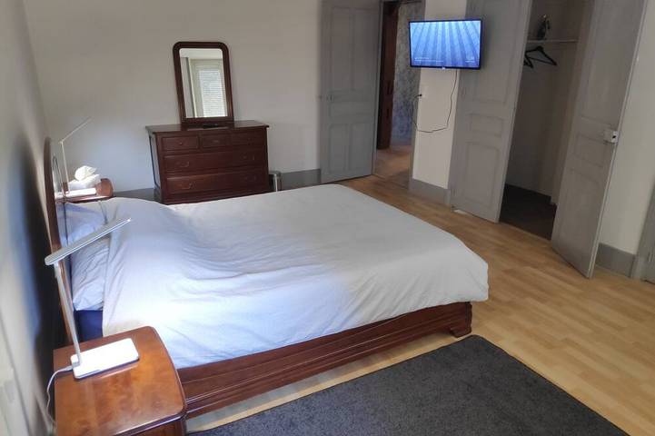 Location de vacances pour 2 personnes, avec terrasse et jardin, animaux acceptés à Langres - 2