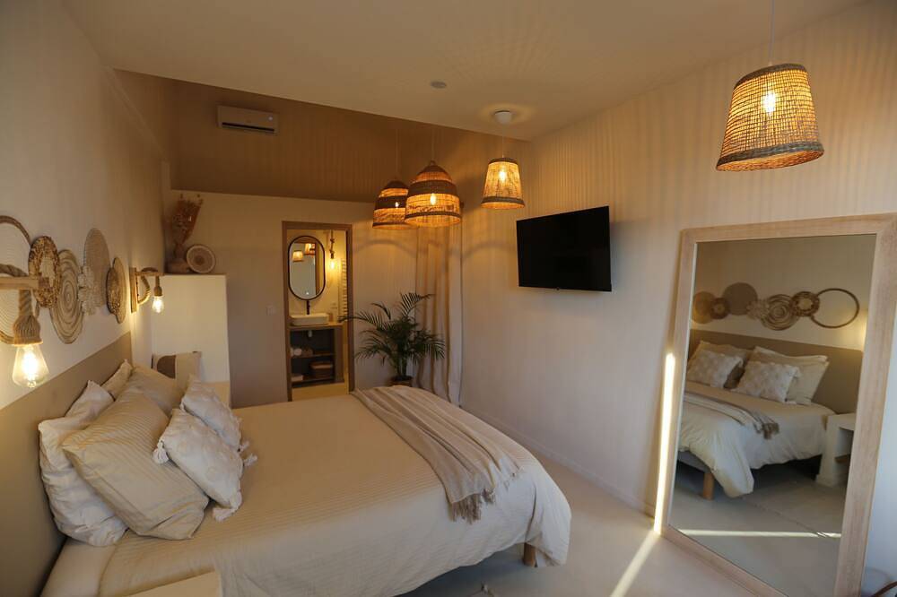 Studio Lagon in Biot, Cannes region