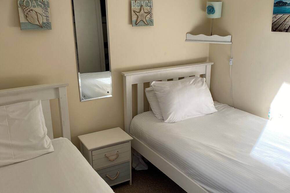 Welcoming house in the heart of West Cornwall, dog-friendly and near the beach in Cornwall