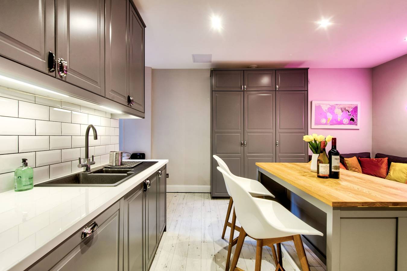 Geheel appartement, Stylish & Spacious 3 Bedroom Apt in Finnieston, West End in Glasgow, Greater Glasgow and Clyde Valley