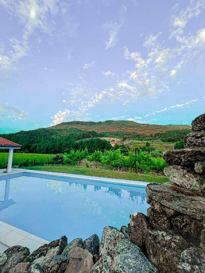 Location de vacances pour 3 personnes, avec jardin ainsi que vue et piscine, animaux acceptés à Chaves - 4