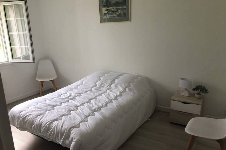 Gîte pour 4 personnes, avec jardin à Saint-Esteben - 2