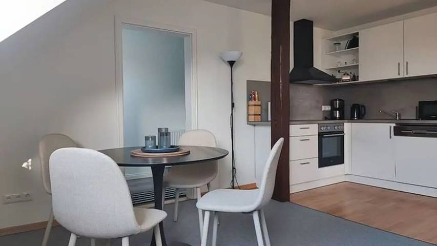 Ferienwohnung für 5 Personen, mit Garten in Niesgrau
