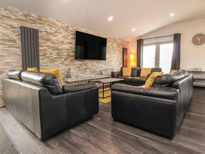 Cottage for 10 people, with garden and hot tub in Lancashire