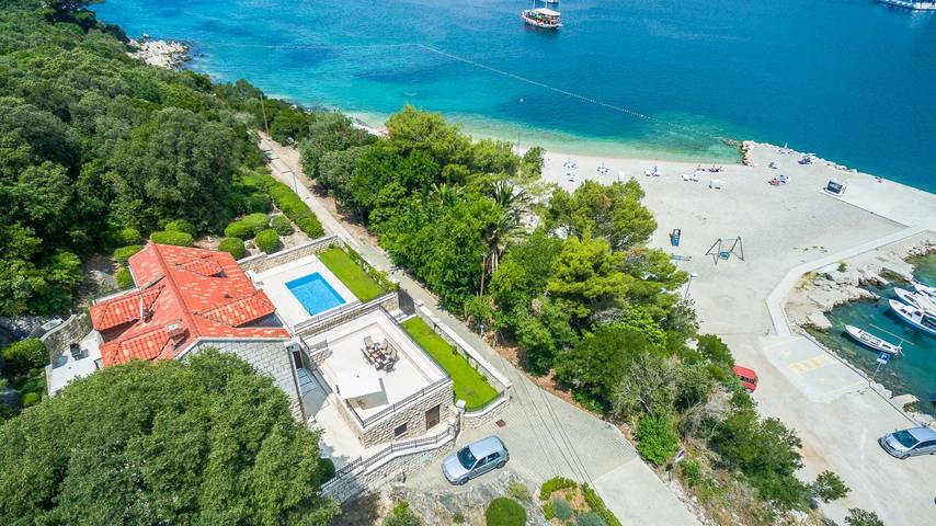 Villa mit pool für 9 Personen, mit Balkon und Pool in Dubrovnik