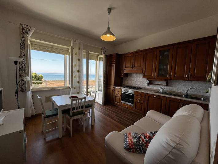 Ferienwohnung für 5 Personen, mit Balkon in Follonica - 3