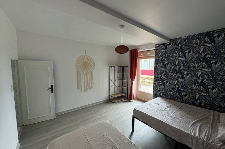 Gite sleeps 14, ideal for families and gatherings, quiet location. in Livré-la-Touche, Mayenne