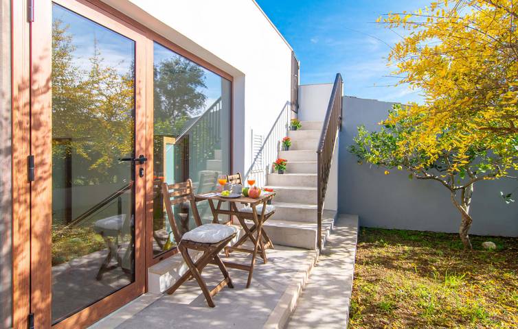 Apartamento vacacional entero, Acogedor apartamento cerca del centro de la ciudad con aire acondicionado y cocina in Son Carrió, San Lorenzo de Cardessar