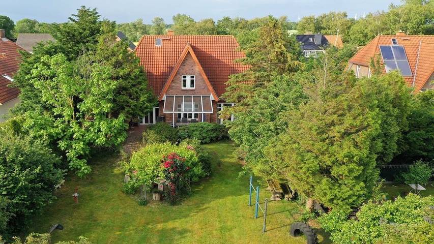 Ferienhaus für 8 Personen, mit Sauna und Terrasse sowie Garten in Nordholz - 3