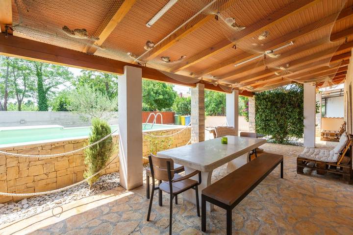 Villa con aire acondicionado y piscina in Umag, Region de Umag