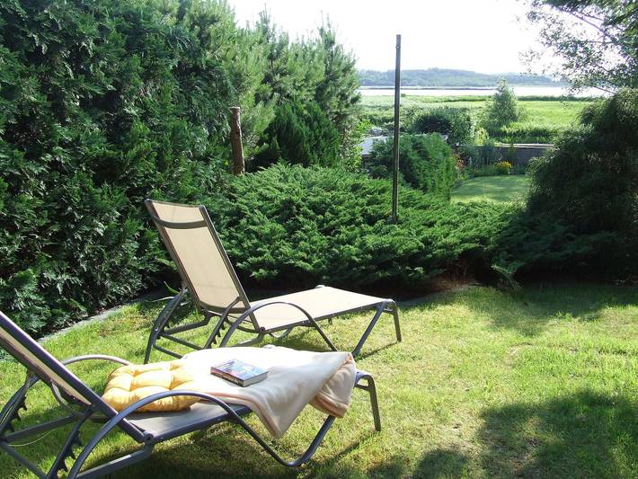 Ferienwohnung für 4 Personen, mit Ausblick und Garten sowie Seeblick und Terrasse, kinderfreundlich in Benz - 2