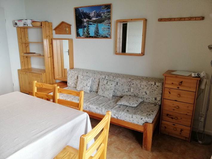 Chalet pour 6 personnes, avec terrasse, animaux acceptés dans Les 7 Laux