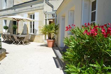 Finca für 16 Personen in Saint-Ciers-de-Canesse, Gironde, Bild 4