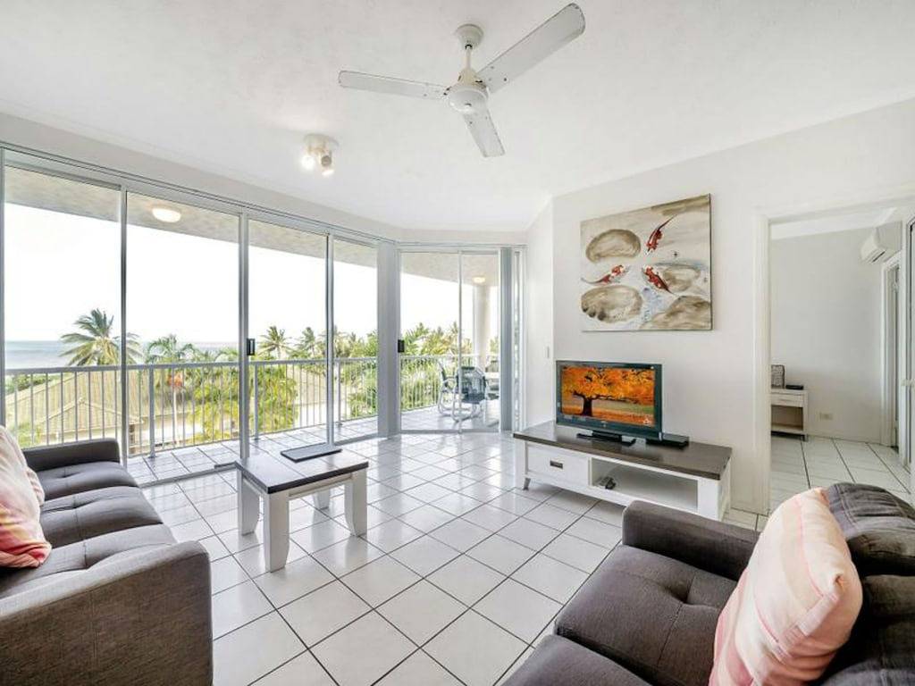 Ganze Wohnung, Luxus-Unterkunft am Strand in Trinity Beach, Cairns