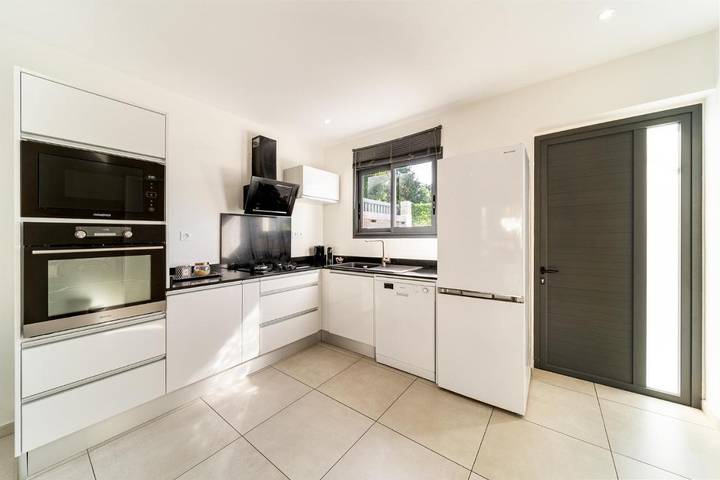 Location de vacances pour 8 personnes, avec terrasse et jacuzzi à Manapy les Bains - 4