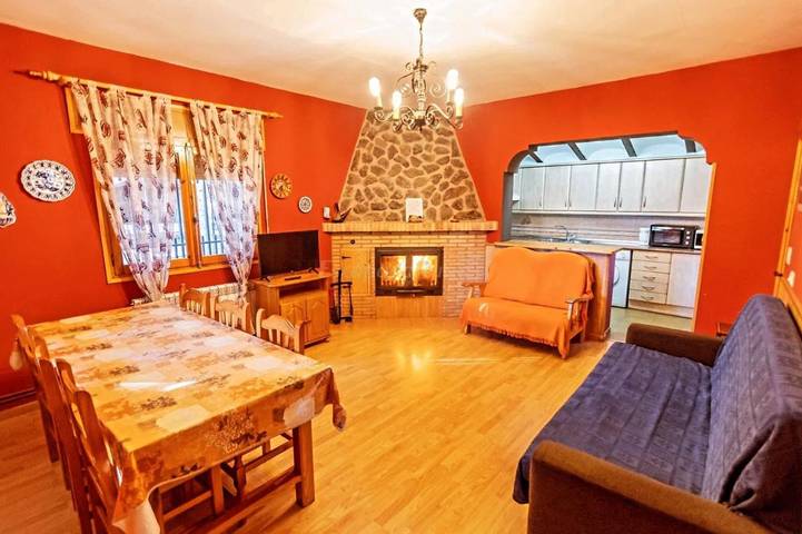 Ferienhaus für 6 Personen, mit Pool und Garten - 1