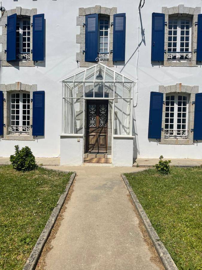 Location de vacances pour 9 personnes, avec terrasse et jardin dans Hameau de Kerascoët - 2