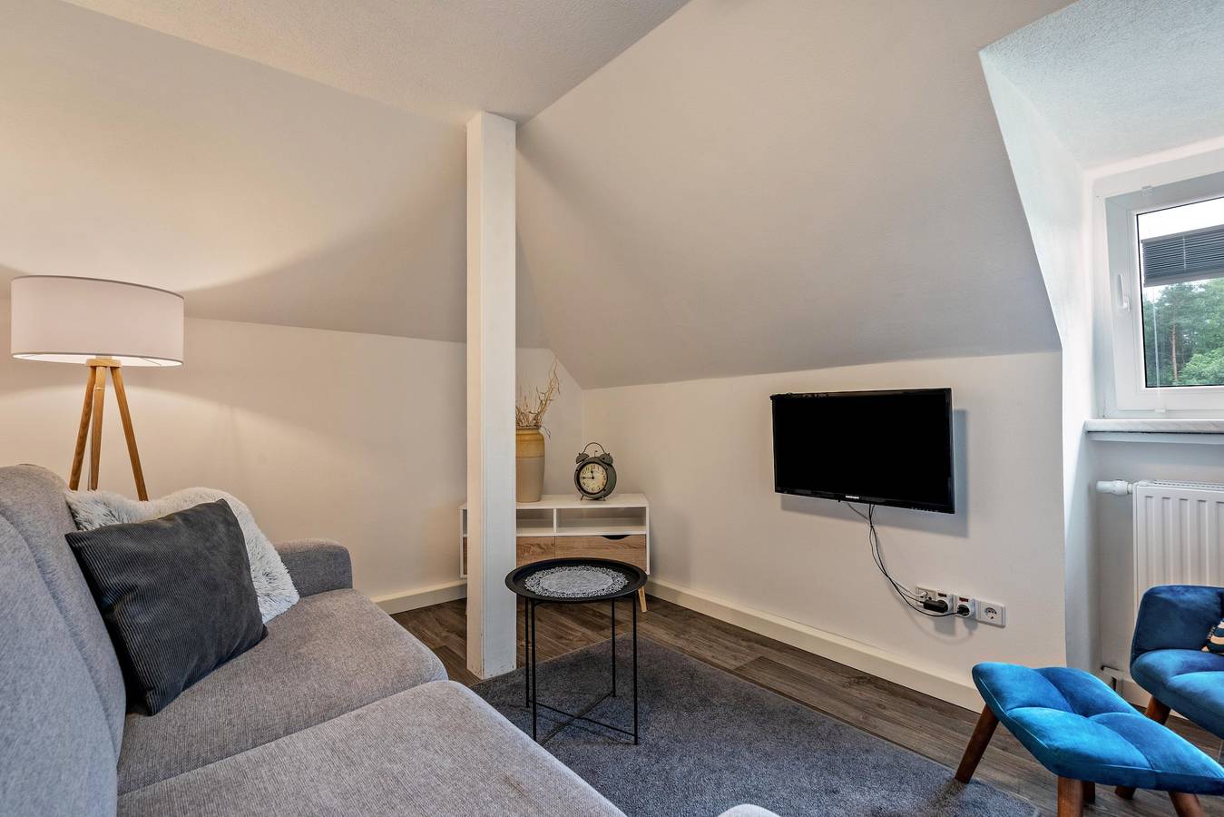 Ganze Wohnung, Ferienwohnung "Am Wald Dachgeschoss" mit Gemeinschaftsterrassen, Gemeinschaftsgarten und Wlan in Krauschwitz, Oberlausitz-Niederschlesien