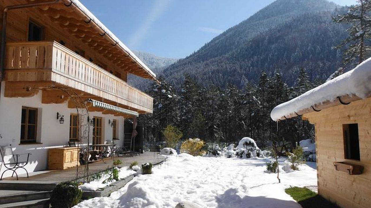 Entire holiday apartment, Ferienwohnung für 2 Personen (100 m²) in Kreuth in Kreuth, Bavarian Alps