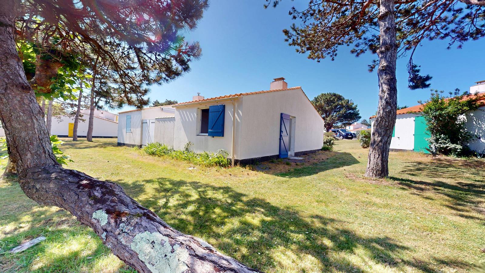 Bois Marin - Piscine & Plage à 500m in Bretignolles-sur-Mer, Vallée de la Loire